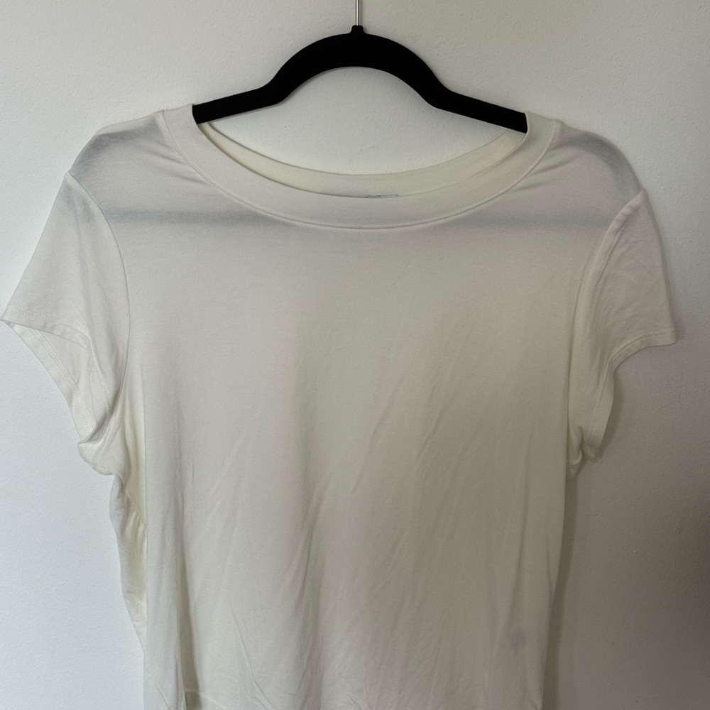 Sincerely Jules Cream Short Sleeve Tee